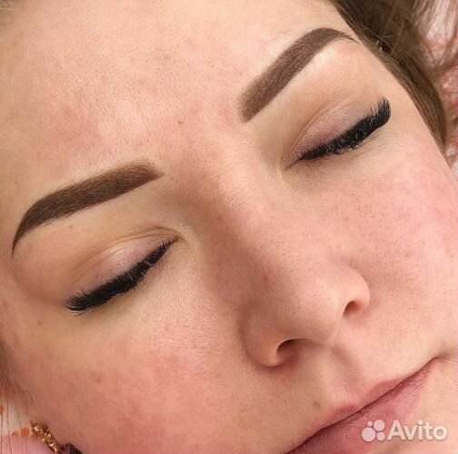 Пудровое напыление, растушевка бровей, глаза и губ