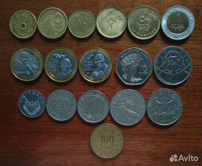 Монеты Америки ; Африки ; Востока