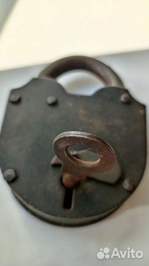 Замок амбарный большой навесной СССР