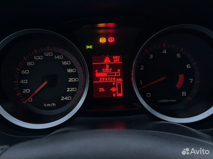Mitsubishi Lancer 2.0 МТ, 2007, 260 000 км