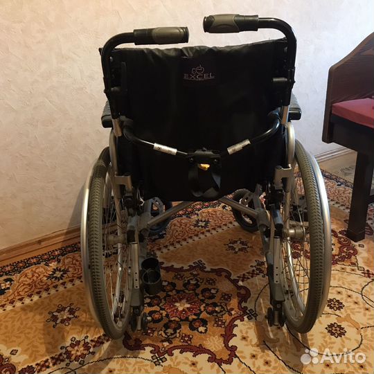 Инвалидная коляска складная бу