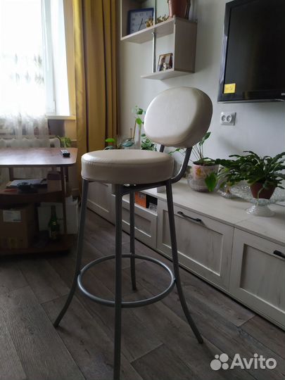 Барный стул
