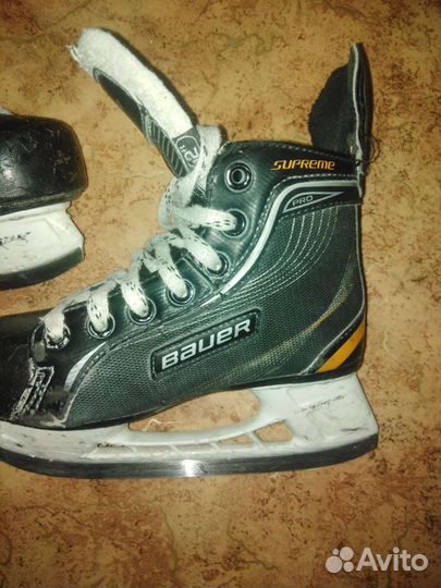 Коньки хоккейные 31 eur