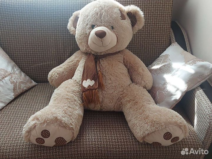 Плюшевый медведь