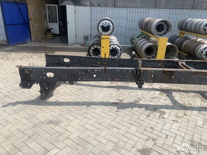 85137023 Рама без документов 6x2 Volvo FH