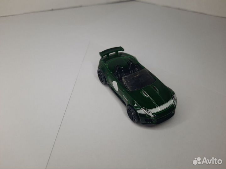 Hot Wheels'15 Jaguar F-Type Project 7