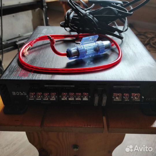 Усилитель boss adioдля авто