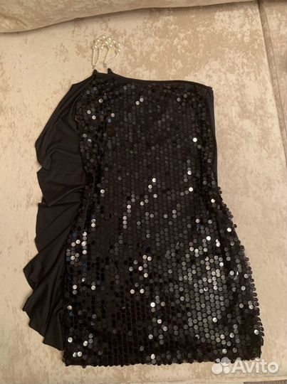 Платье черное с пайетками