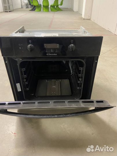 Электрический духовой шкаф electrolux