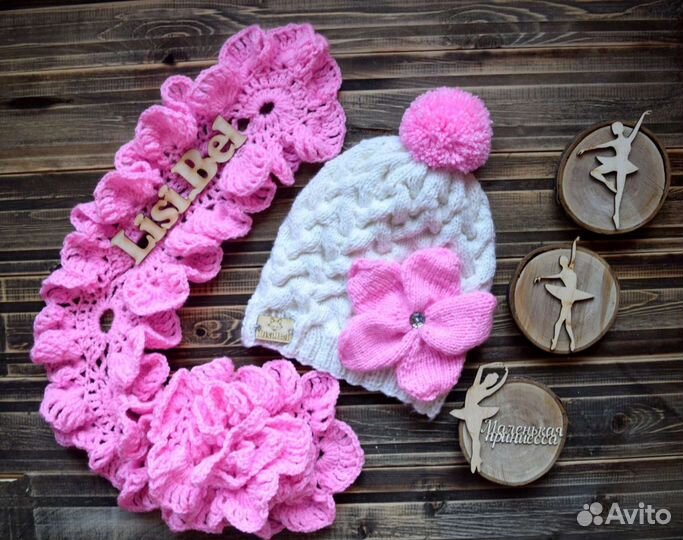 Комплект шапочка и шарф. Ручная работа