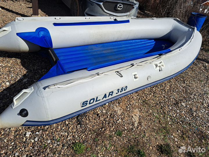 Продам лодку Solar 380 б/у с тентом