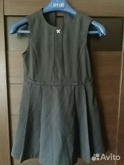 2 школьных сарафана 1-2 класс