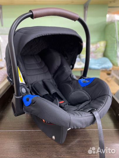 Автолюлька Carrello с адаптерами