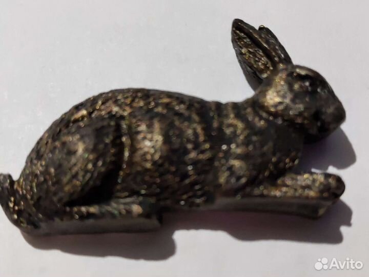Статуэтка кролик