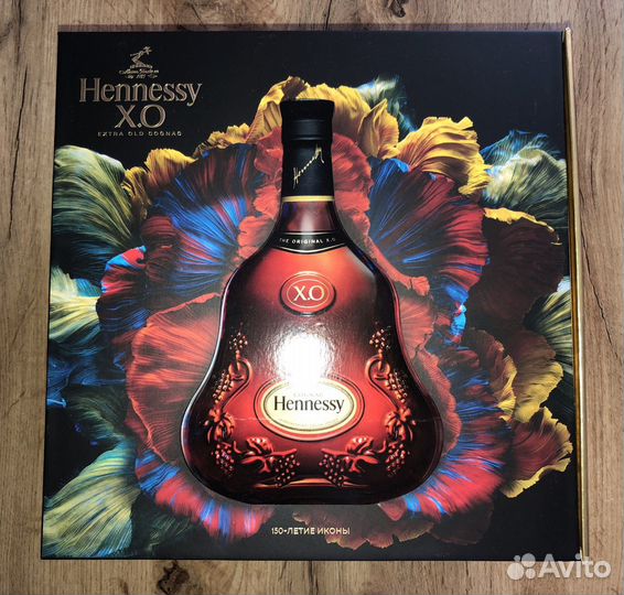 Коробка Hennessy