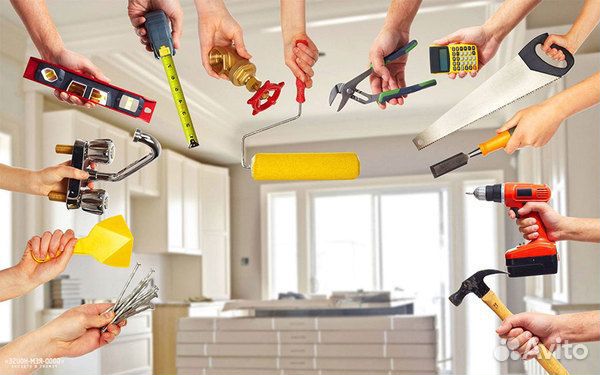 Мастер универсал со своим инструментом