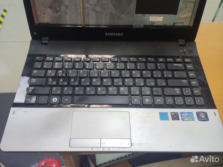 Samsung np300e4a корпус
