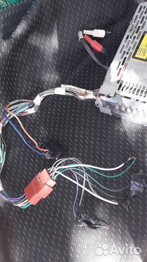 Aвтомагнитола