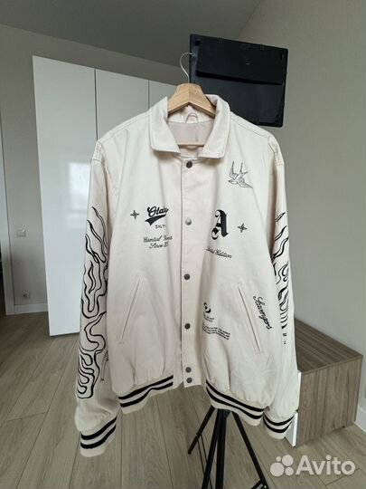 Бомбер nikifilini