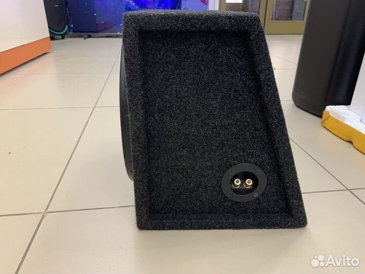 Сабвуфер kicker comp VR 15