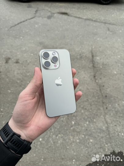 iPhone 15 Pro, 128 ГБ