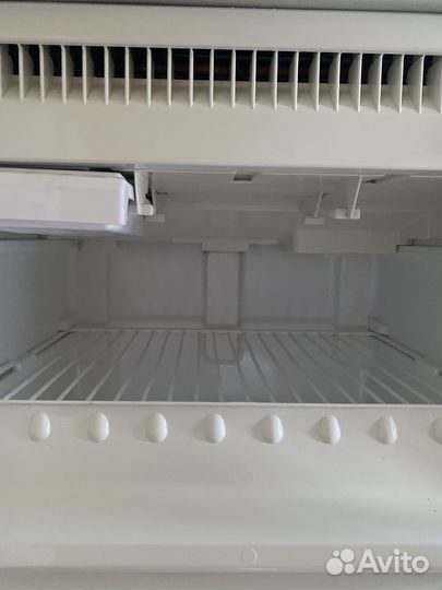 Холодильник stinol