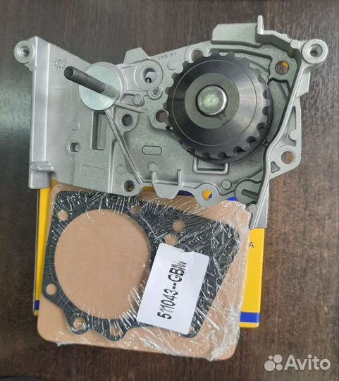 Водяной насос помпа Renault Duster, Logan 1.6