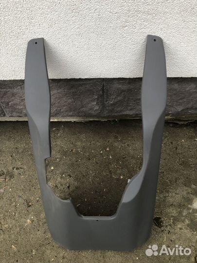 Обтекатель нижний для скутера Судзуки Летс 2