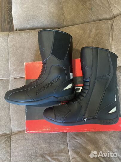 Мотоциклетные ботинки