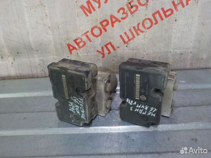 Блок управления абс Рено Меган 3 / Флюенс