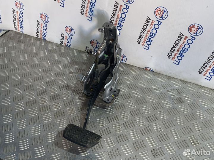 Педаль тормоза Kia Rio (QB) III (2011–2015)