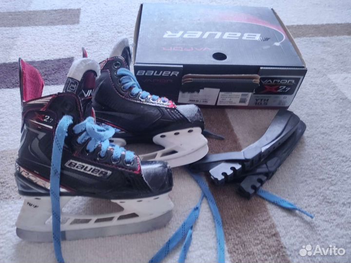 Коньки хоккейные детские