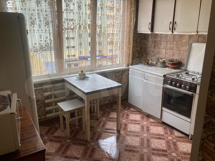 2-к. квартира, 52 м², 6/9 эт.