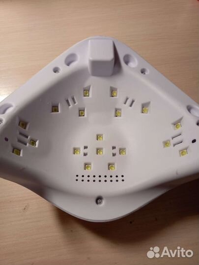 Уф лампа для ногтей