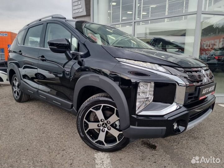 Mitsubishi Xpander Cross 1.5 AT, 2022, 50 км