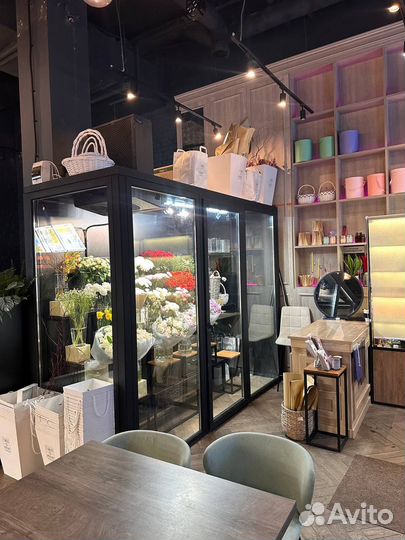 Продажа салона цветов
