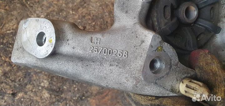 Опора переднего амортизатора Cadillac SRX 1 2003