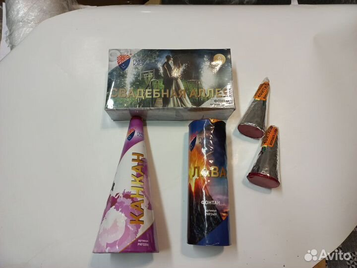 Фейерверк: Фонтаны. Римские свечи. Цветной дым