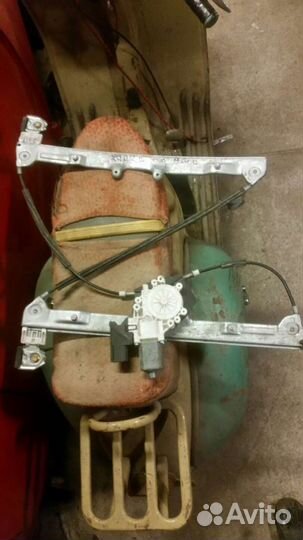 Стеклоподъемник передний Citroen Xsara