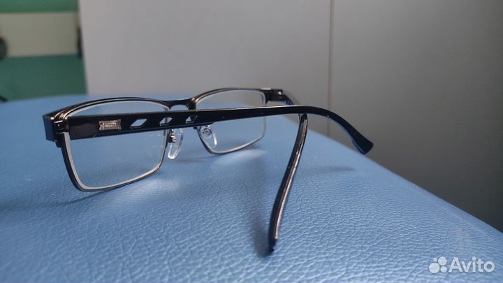 Очки -1,5 OU, межцентровое 70 мм