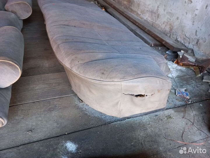 Продам диван с электроприводом toyota crown MS 110