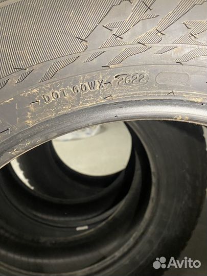 Nokian Tyres Hakkapeliitta 9 SUV 215/65 R17 103T