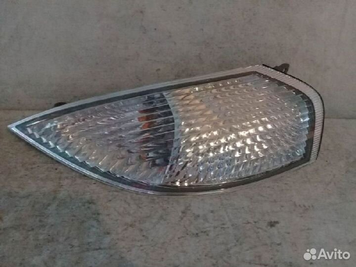 Габарит левый 3437 Nissan Serena TC24 PNC24 TNC24 скол