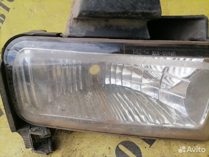 Фара противотуманная правая (птф) Toyota Land