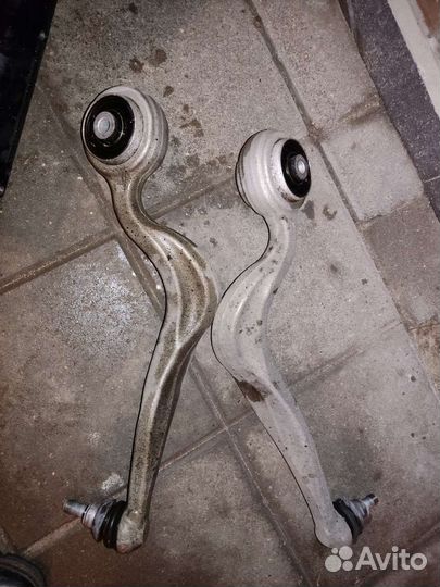 Продольный рычаг на Мерседес 