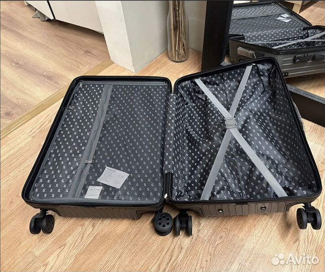 Чемодан Supra luggage S