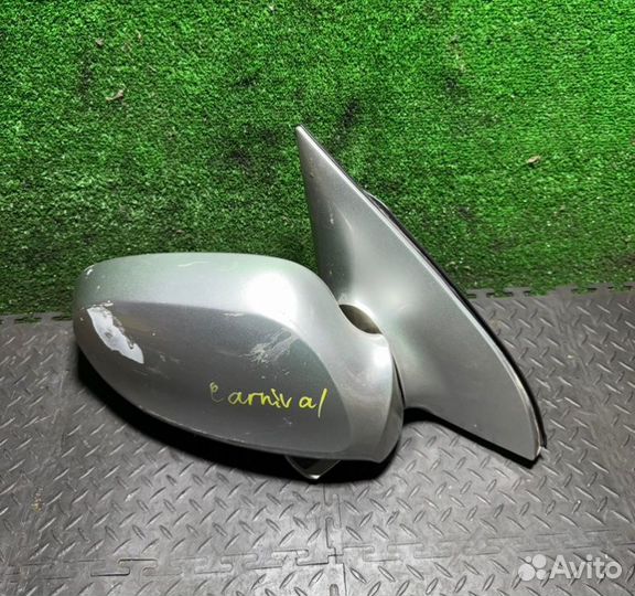 Зеркало наружное правое Kia Carnival 2.9 2004