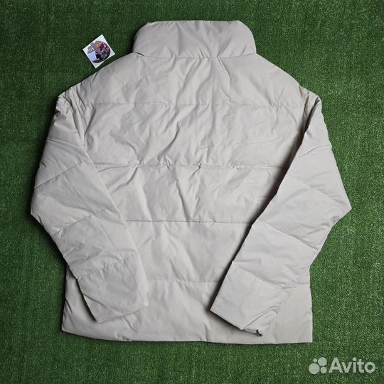 Женская весеняя куртка