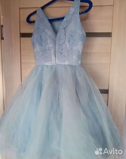 Пышное весеннее платье