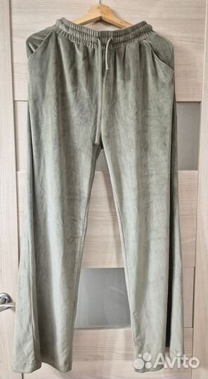 Спортивный костюм женский